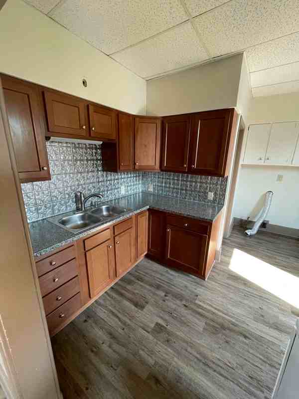 218 State Street - Photo 2 of 15