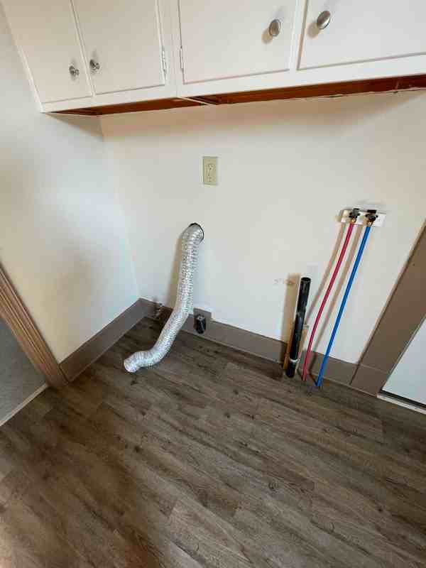 218 State Street - Photo 6 of 15