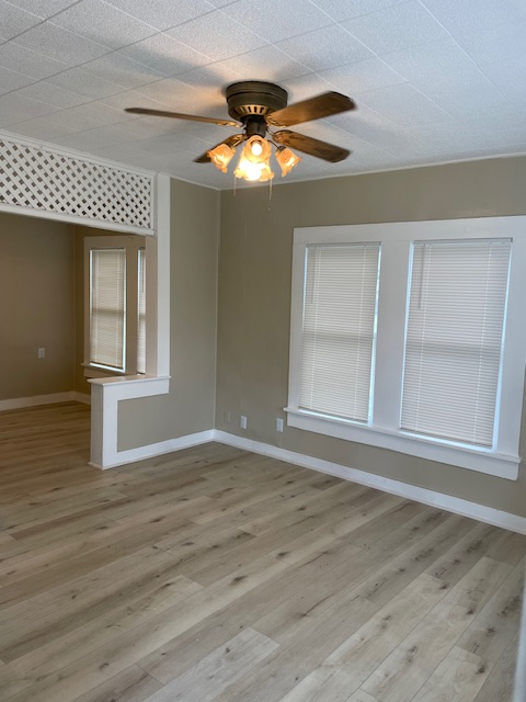 709 E 18th St - Photo 3 of 7