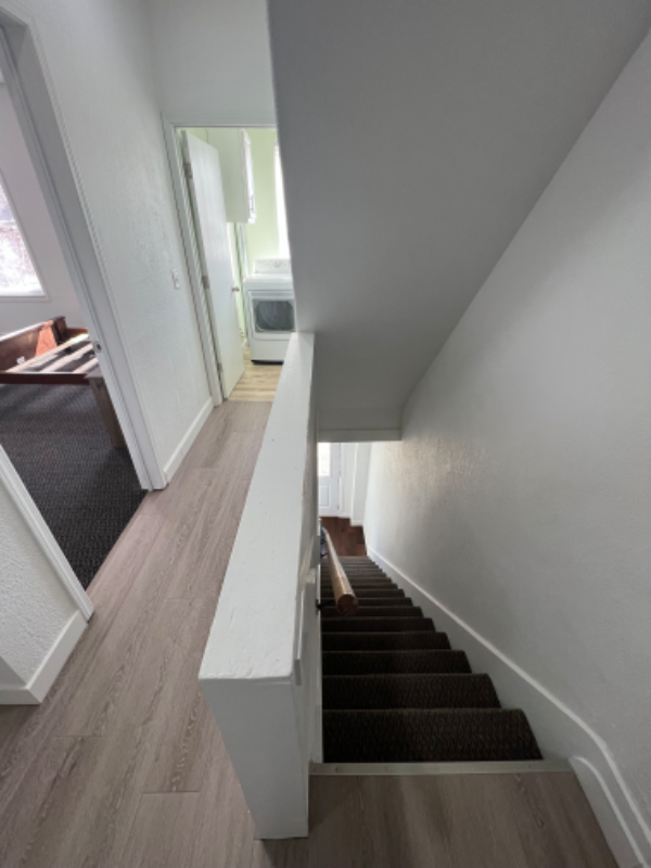 933 White St #1 - Photo 4 of 9