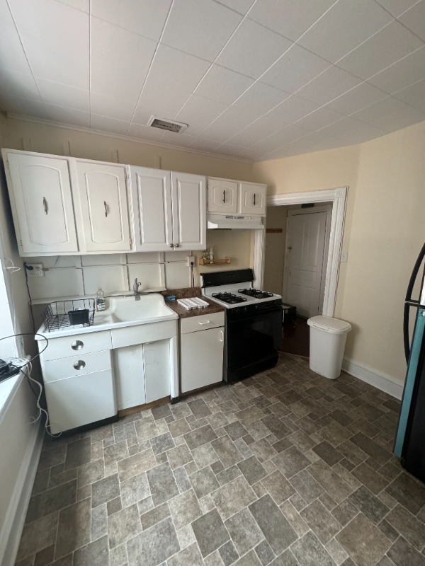 232 S 44th St #3FL - Photo 7 of 8