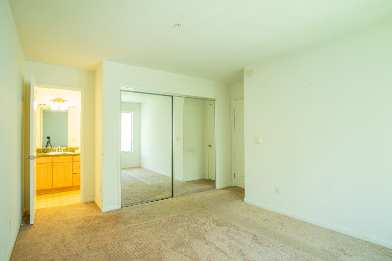 2491 Creekside Ct - Photo 7 of 20