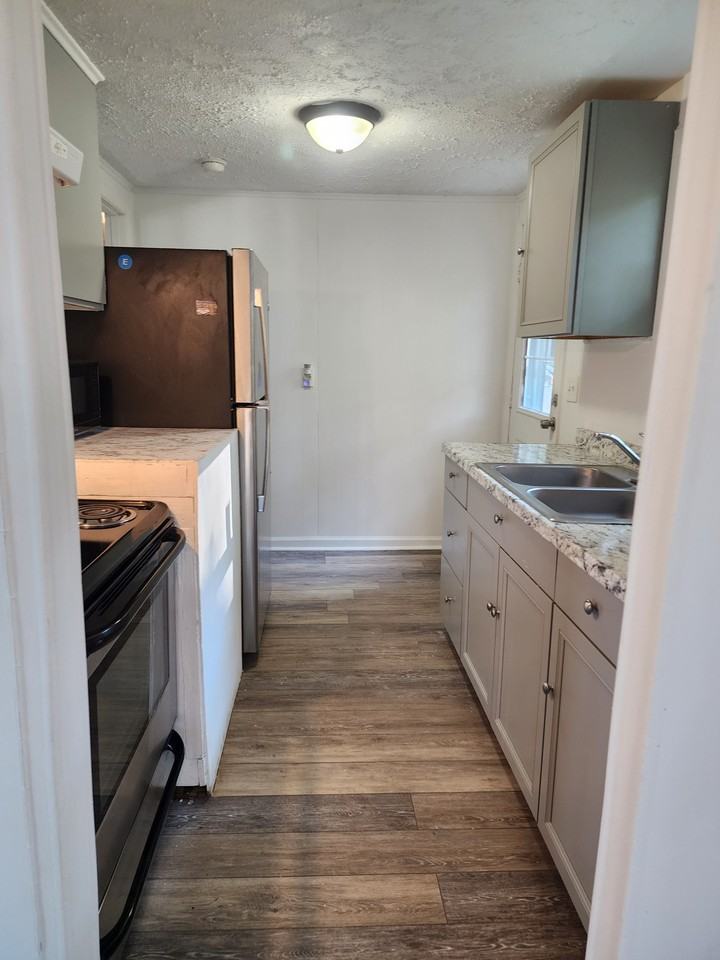 124 Morrison St #NA - Photo 3 of 8