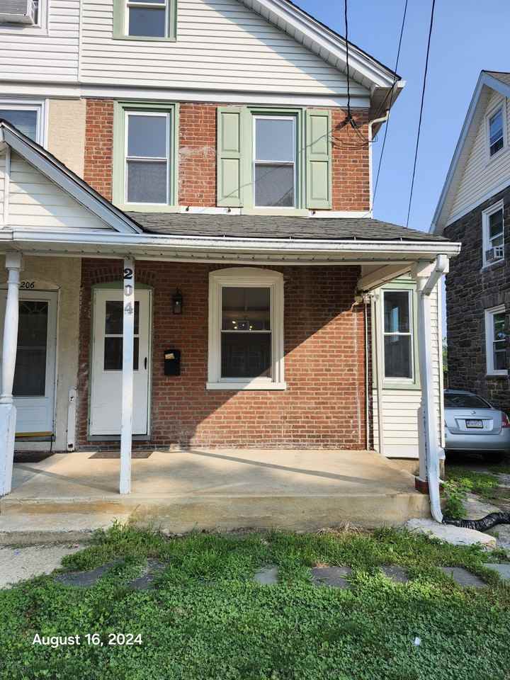 204 Chestnut Ave #NA - Photo 3 of 13