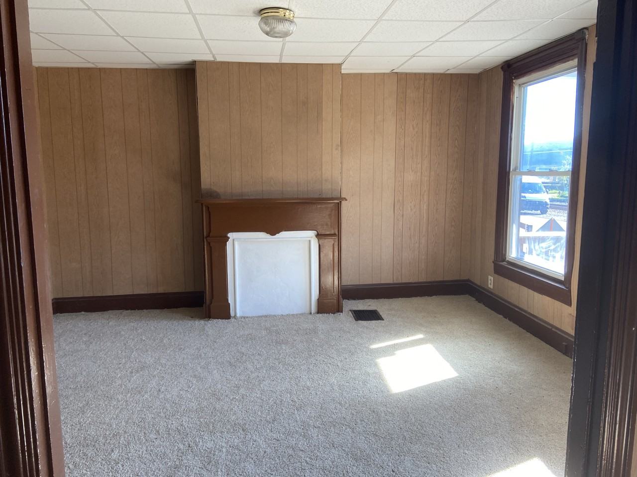 18 Vine St #NA - Photo 2 of 20