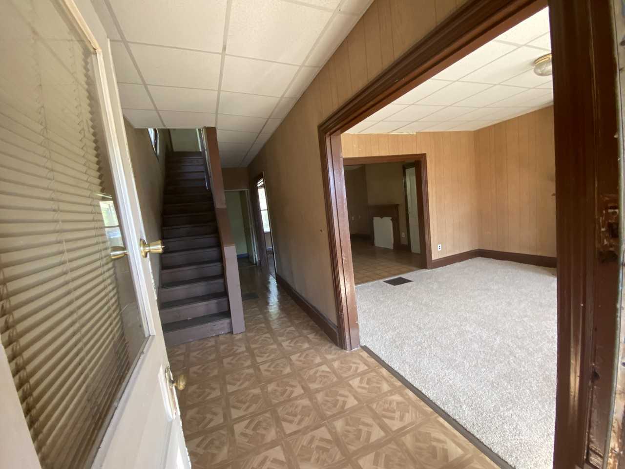 18 Vine St #NA - Photo 3 of 20