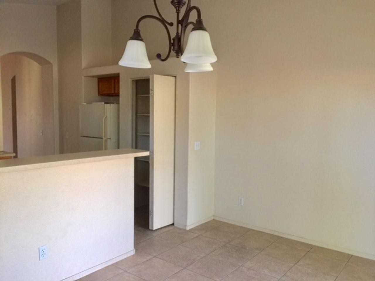 9518 North Mission Valley Place - Photo 2 of 8