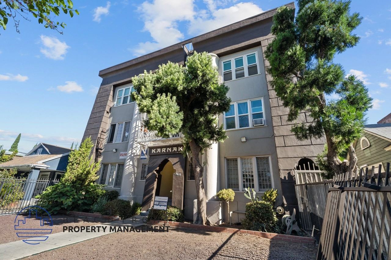 Karnak Apartments - Photo 2 of 32