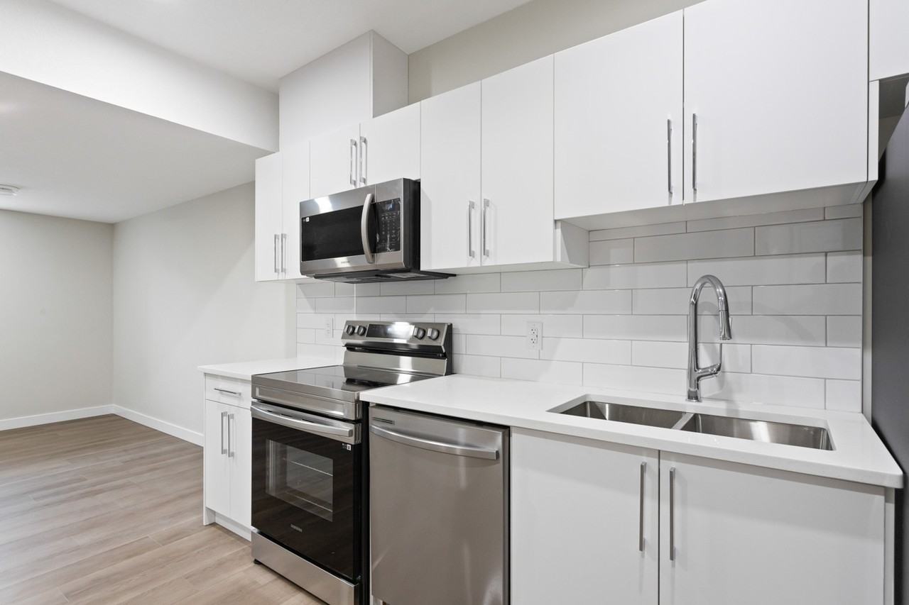 6641 46 Avenue #BS3 - Photo 6 of 17