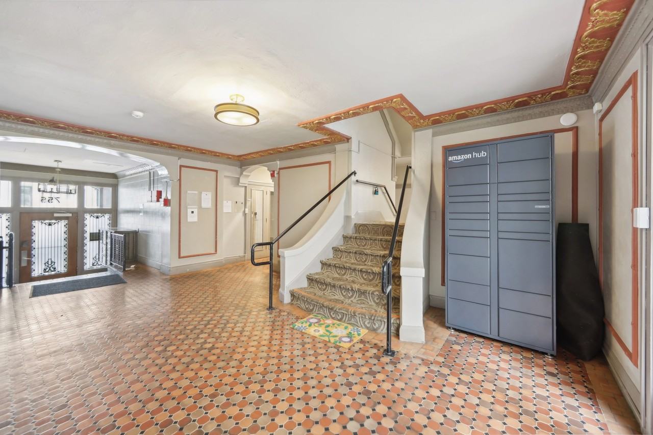 755 O’Farrell Street - Photo 5 of 26