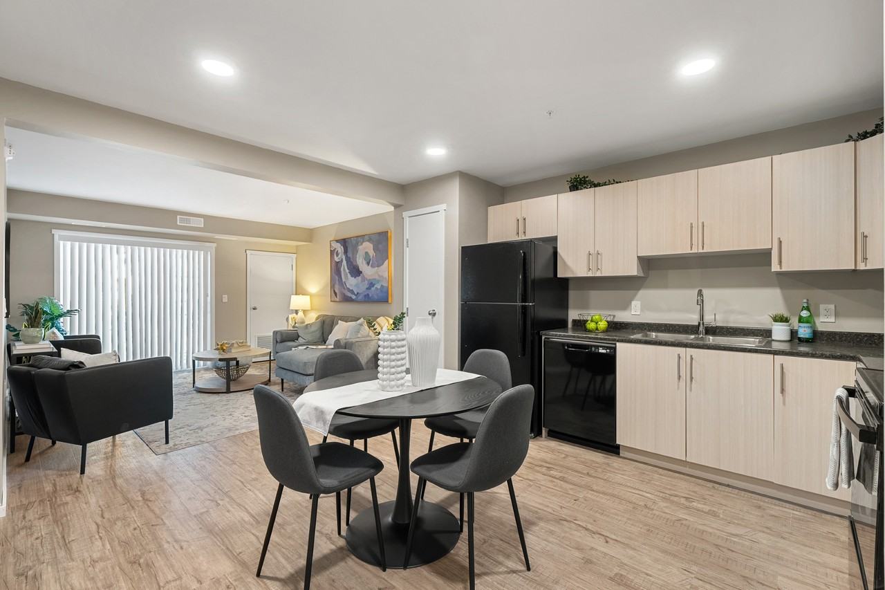 Sage Hill Apartments - Photo 5 of 18