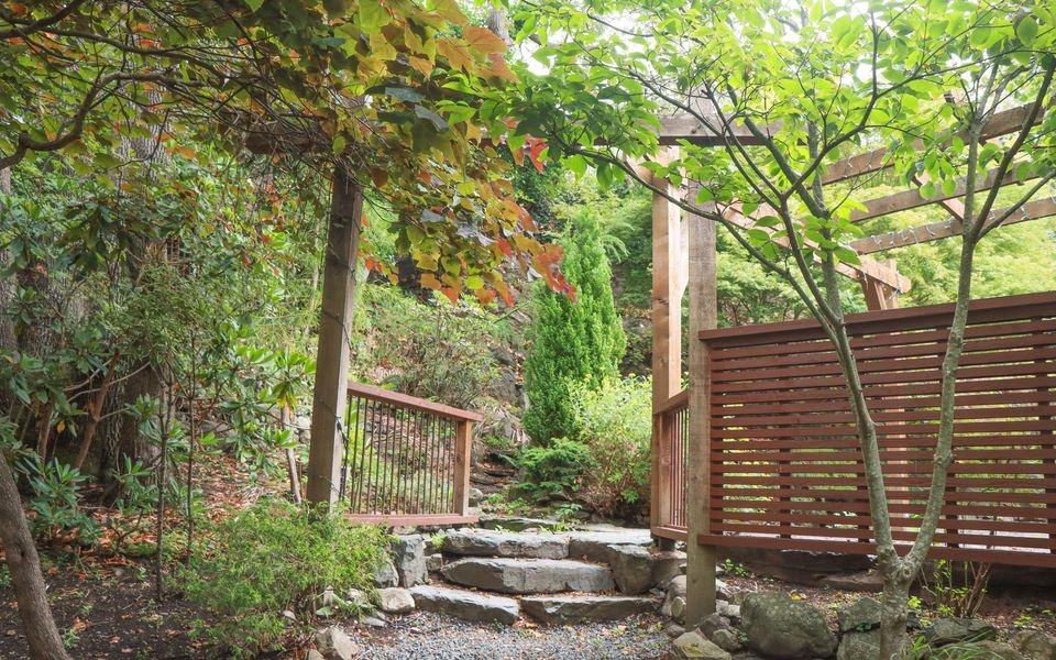 536 Lotbiniere Avenue - Photo 6 of 32