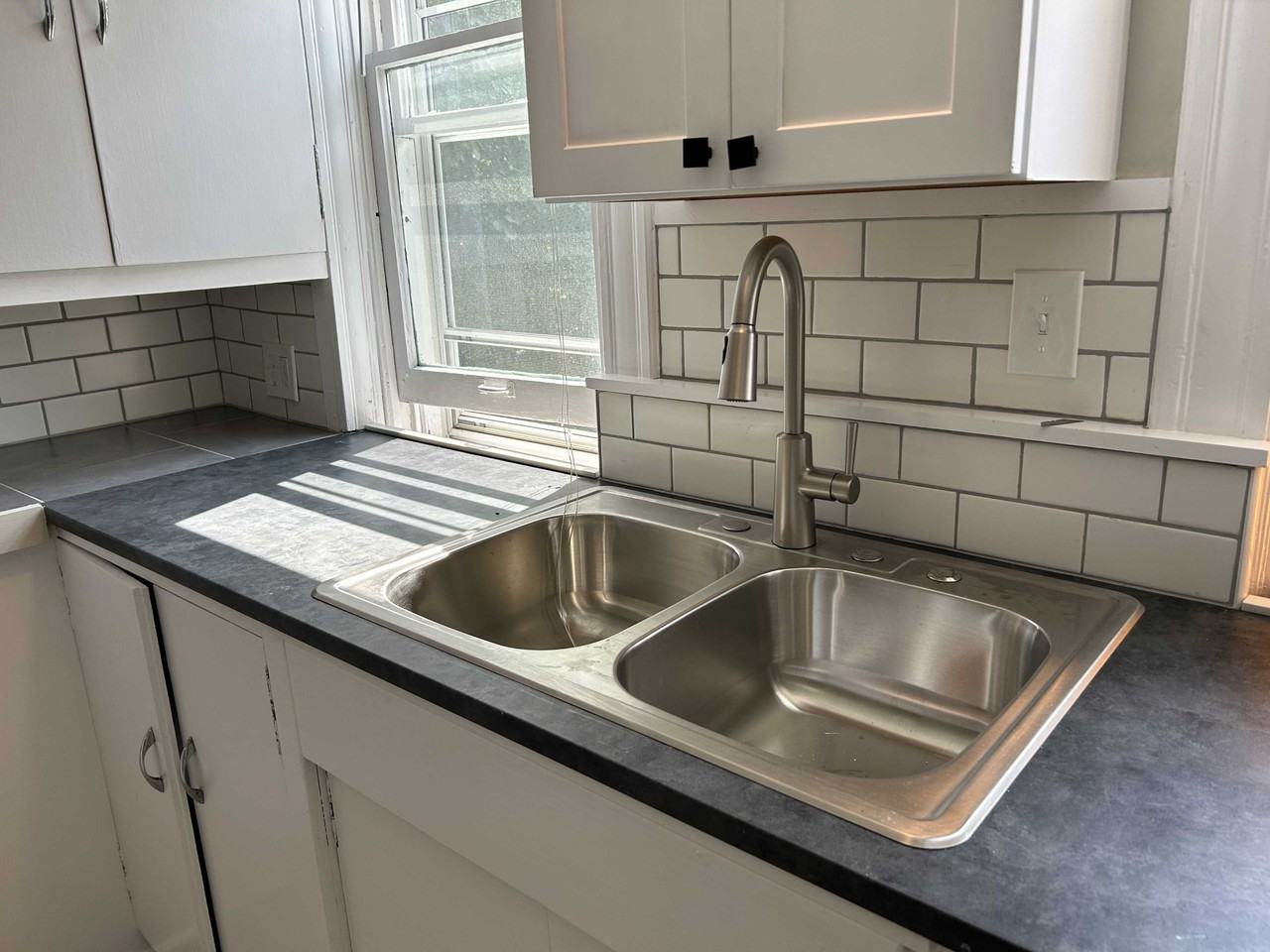 546 Lyon St Ne #2UPPER - Photo 6 of 7