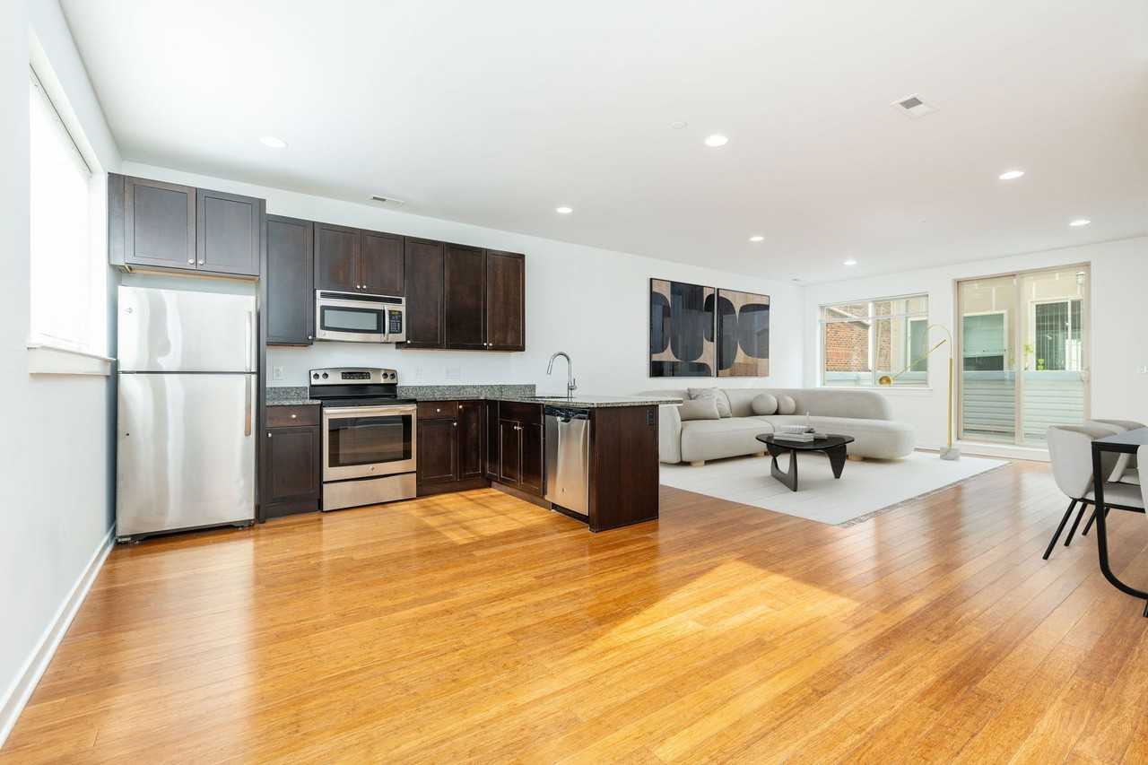 The Residences - Photo 7 of 31