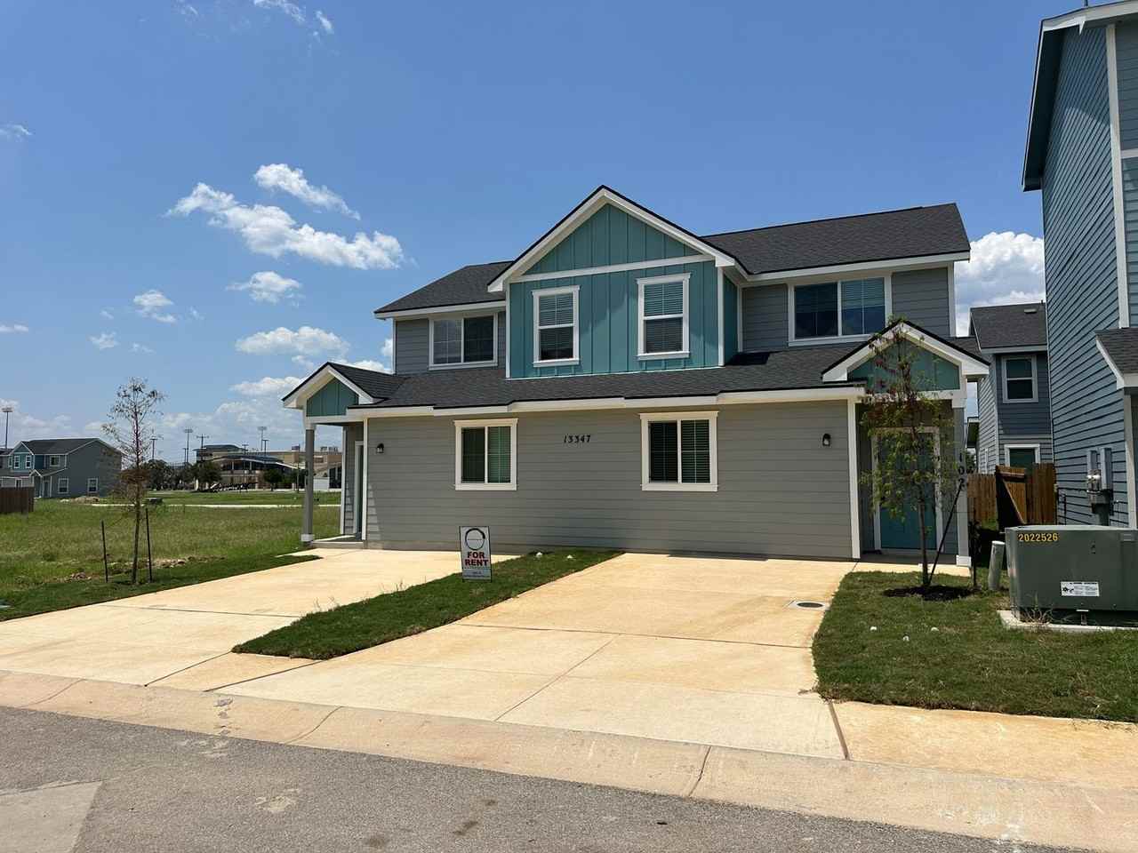 13347 Rowdy Cv - Photo 2 of 23