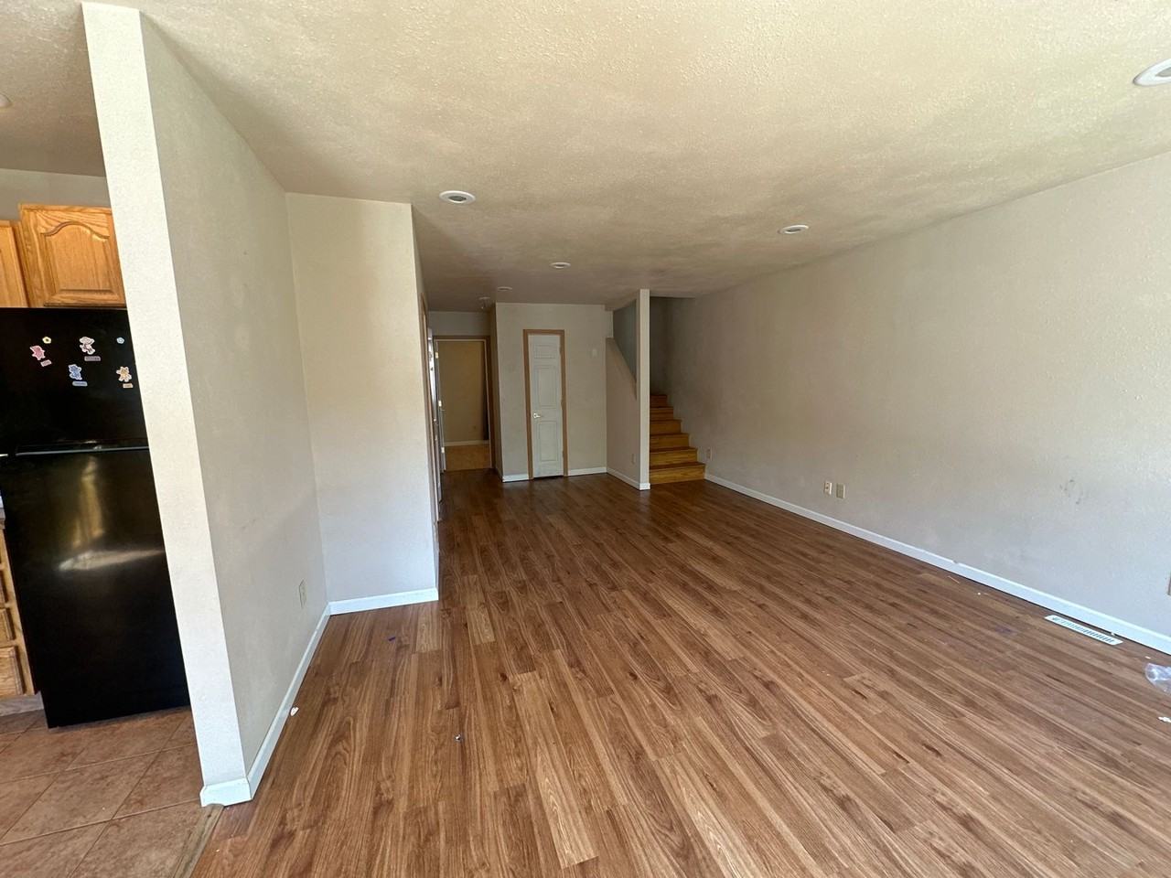 315 17th St Se - Photo 2 of 10