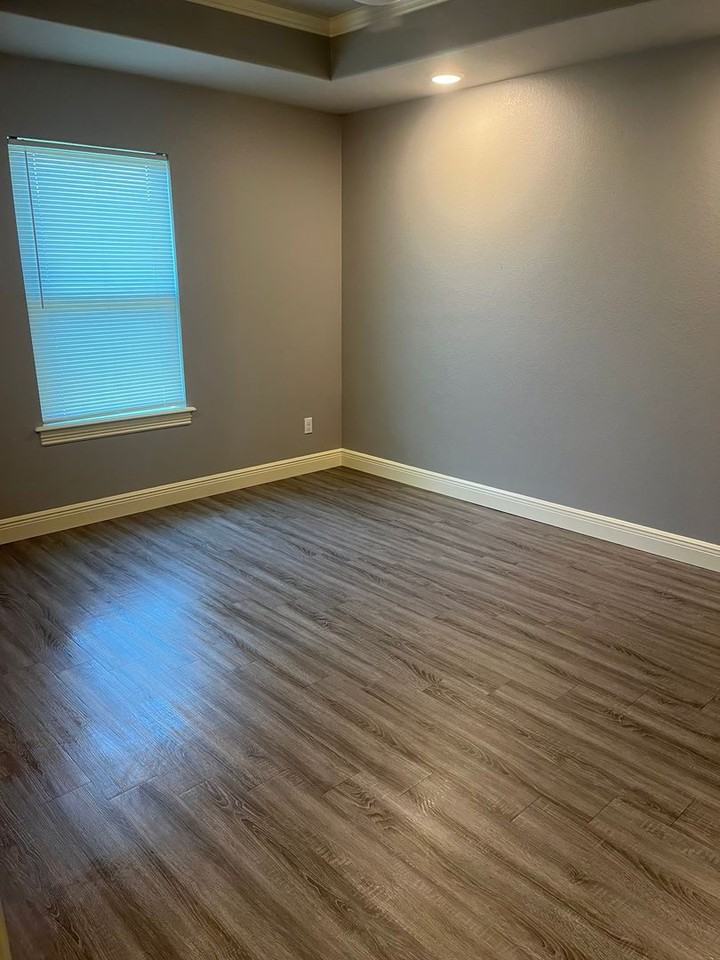 9106 Chanel Pl - Photo 6 of 11