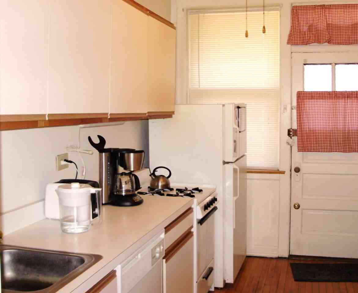 4621 W 12th Pl #3 - Photo 2 of 7