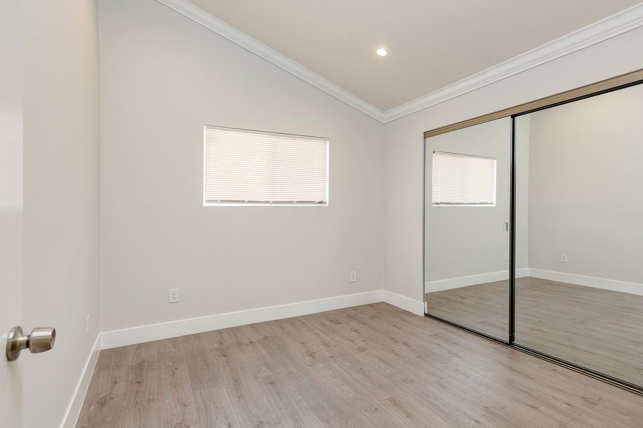 3244 Chapman Street #1/2 - Photo 7 of 10