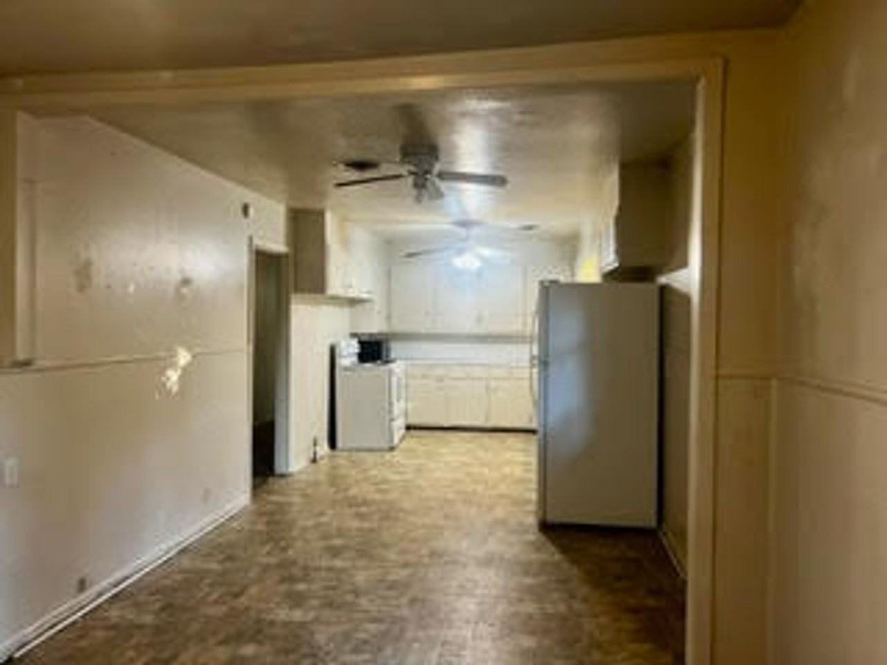 594 N Harbin Dr - Photo 6 of 6