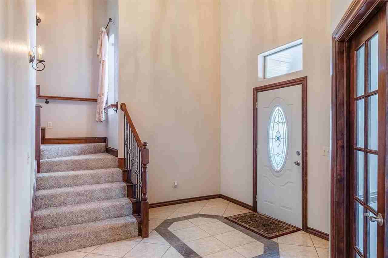 9328 Sw 28th St - Photo 2 of 33