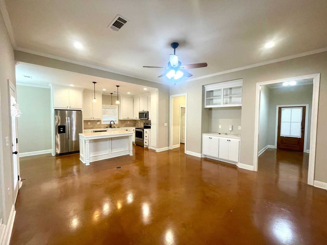 193 Woodland Drive - Photo 3 of 41