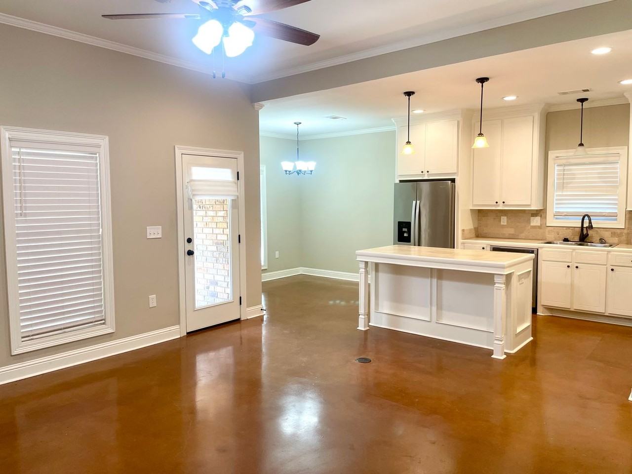 193 Woodland Drive - Photo 4 of 41