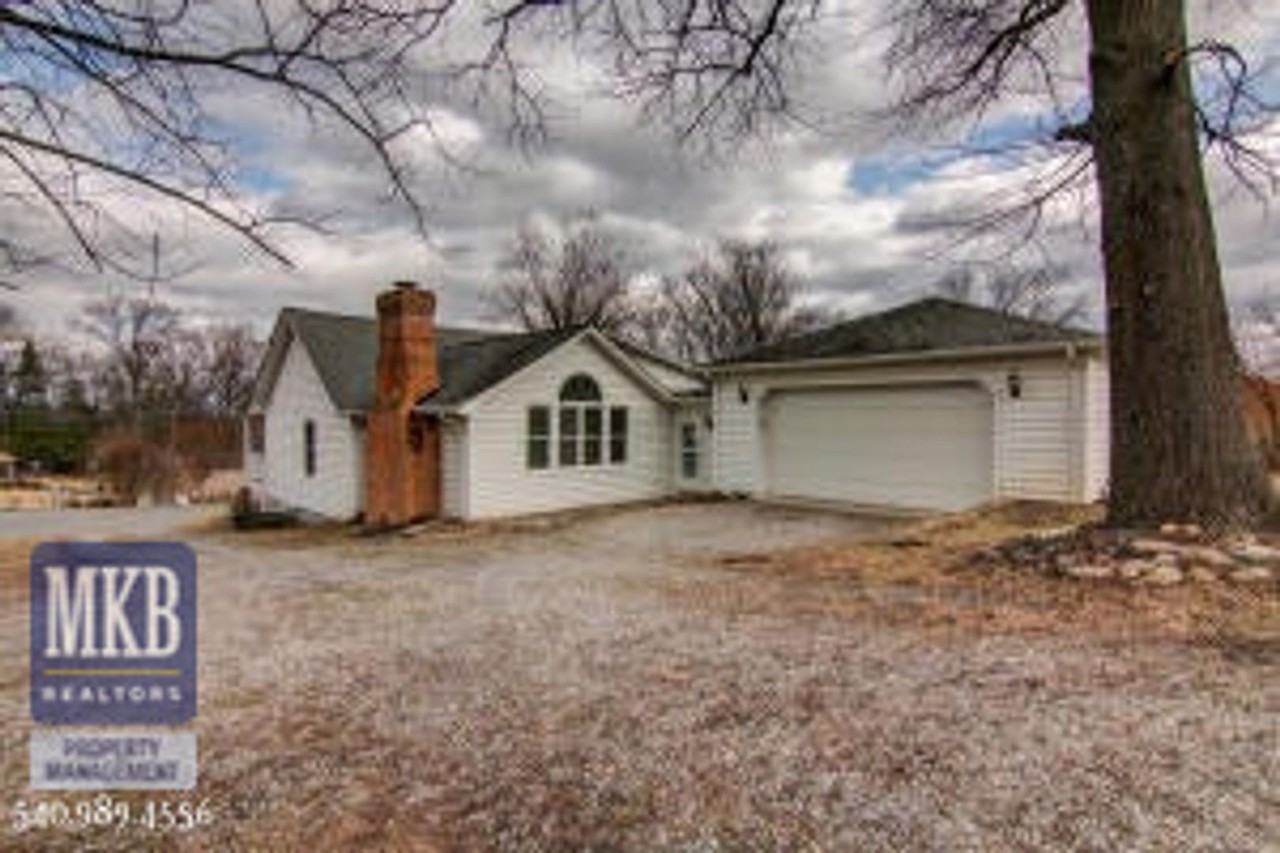 2801 Mcvitty Rd - Photo 2 of 33