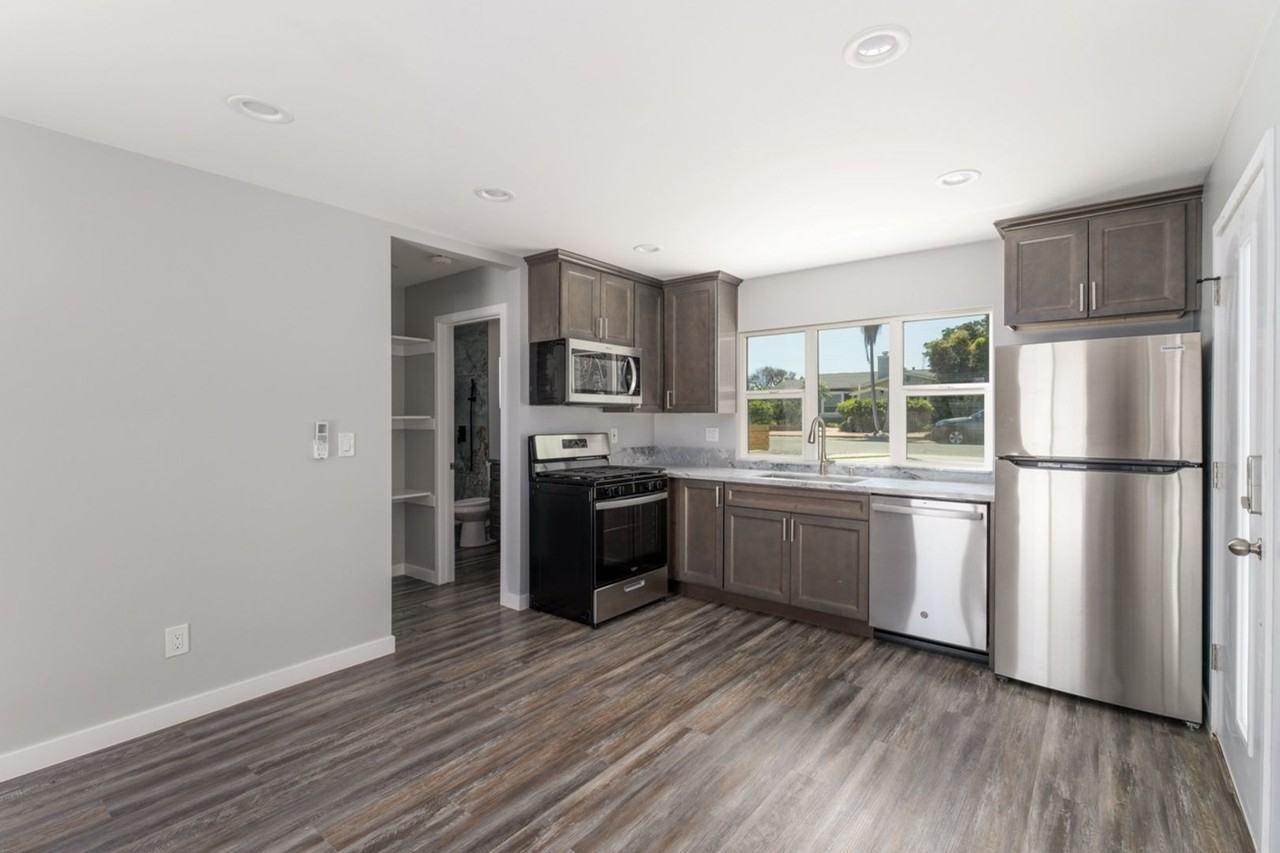 5124 Los Robles Dr - Photo 2 of 9