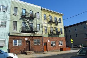 featured image of 76 Hancock Ave
