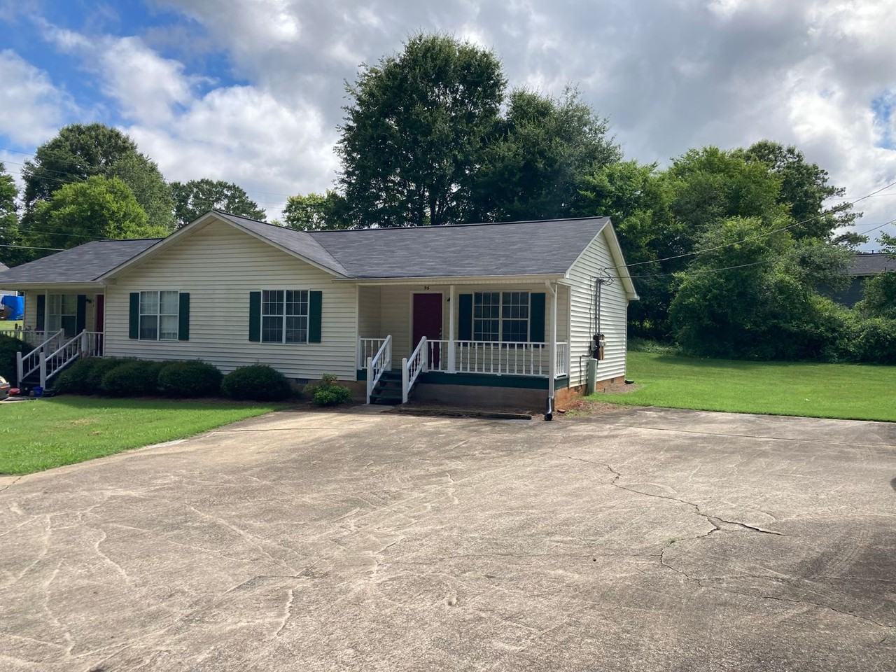 94/96 Rayburn Dr. - Photo 2 of 13