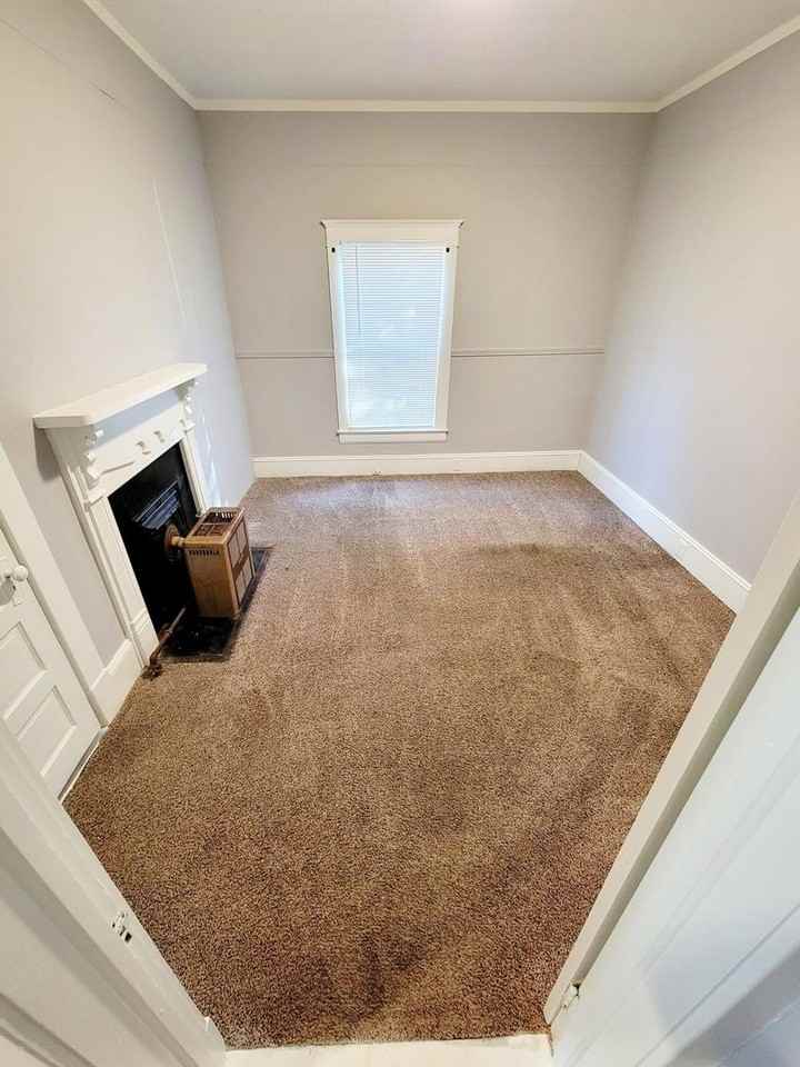 633 Tucker St - Photo 6 of 9