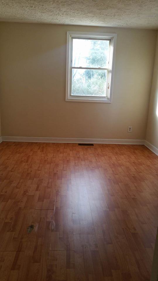 1309 Monsview Pl - Photo 3 of 10