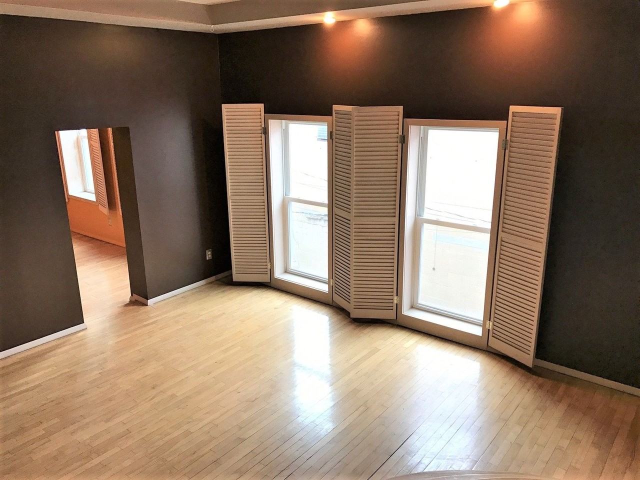 177 Front St - Photo 3 of 12