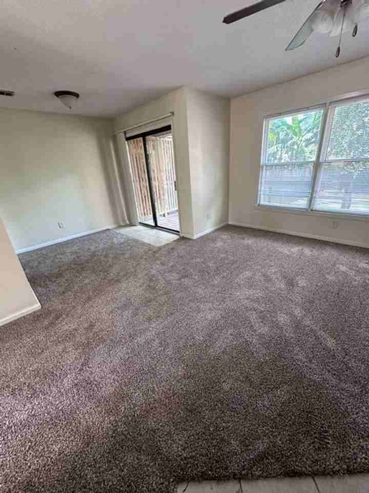 120 Lester Rd - Photo 3 of 15