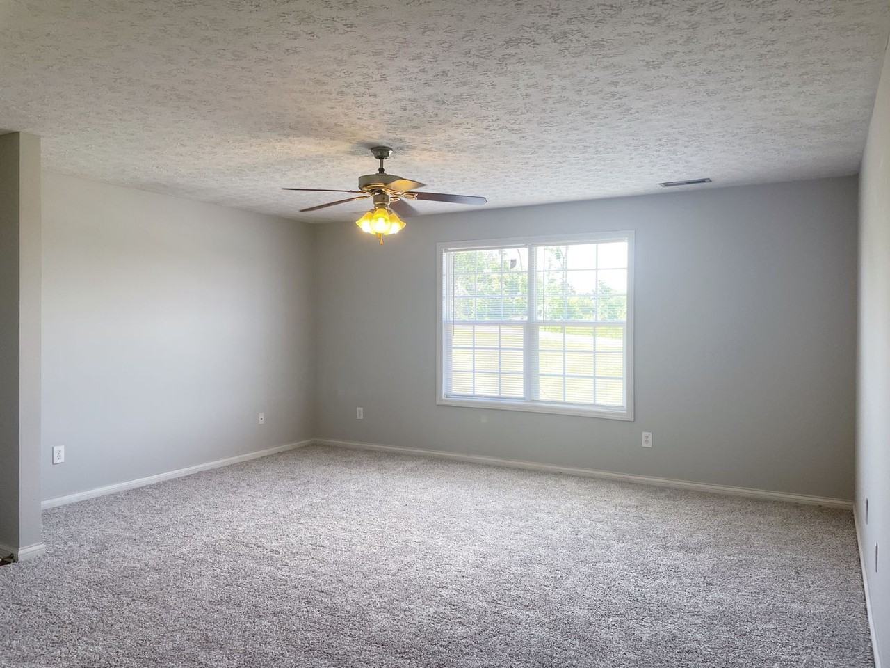 McFadin Station Apartments - Photo 4 of 11