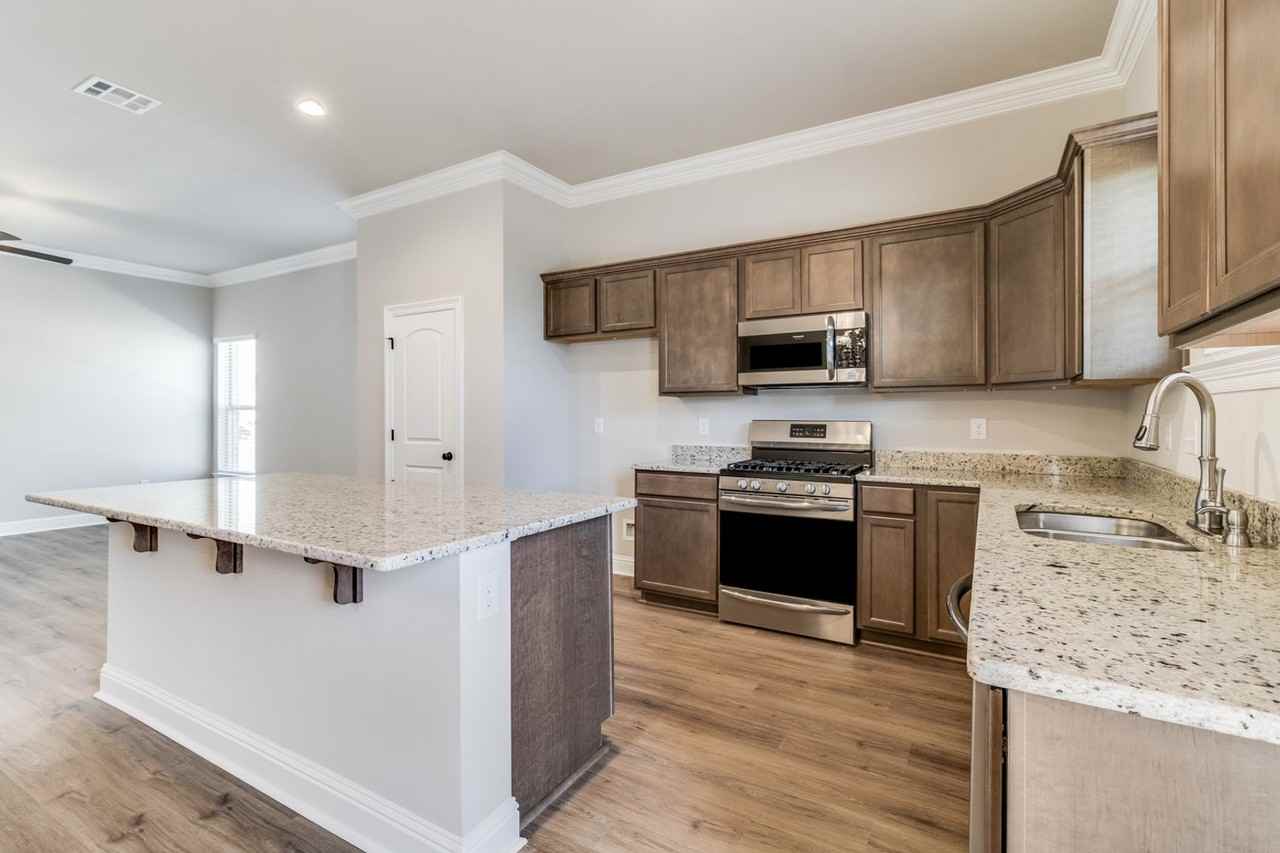 101 Bernay Ct - Photo 4 of 18