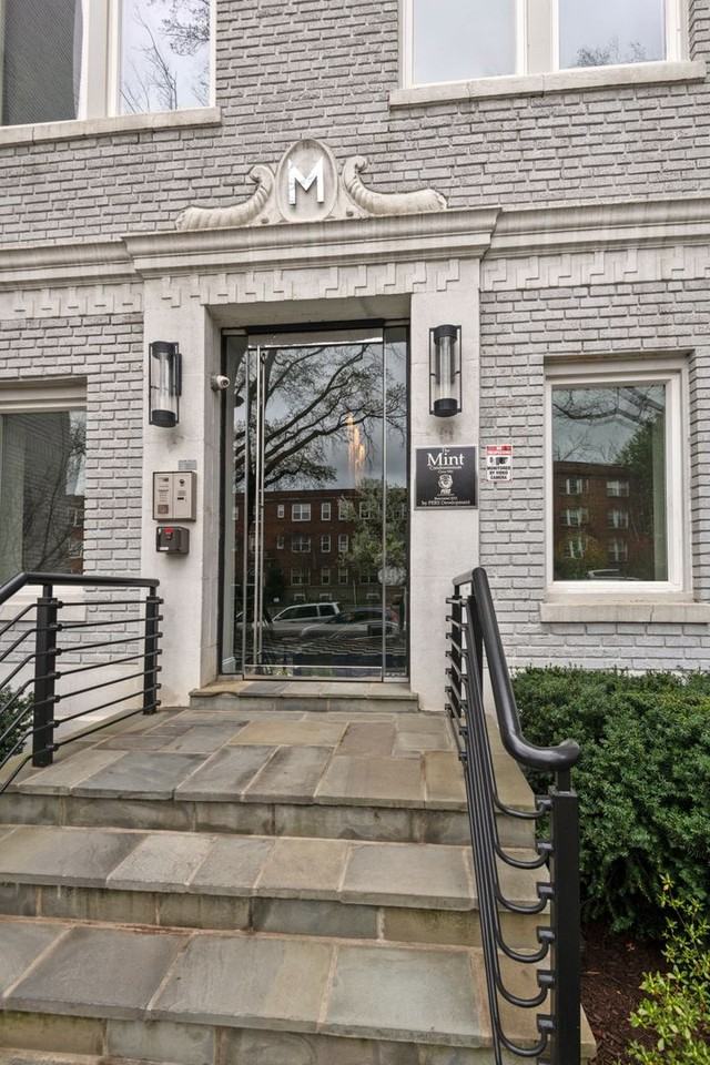 329 Rhode Island Ave Ne #103 - Photo 3 of 29