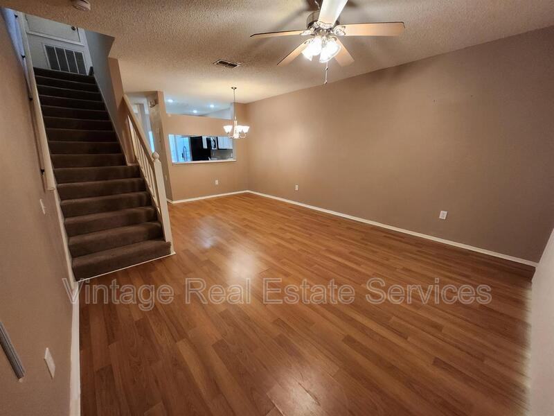 8620 Hunters Key Circle - Photo 4 of 12