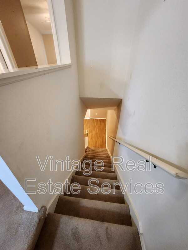 8620 Hunters Key Circle - Photo 6 of 12