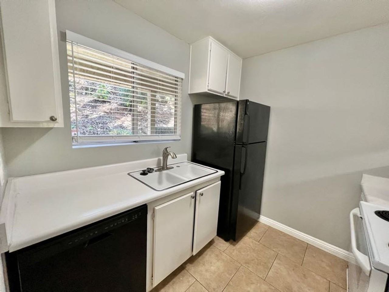 6675 Mission Gorge Rd #A104 - Photo 4 of 18