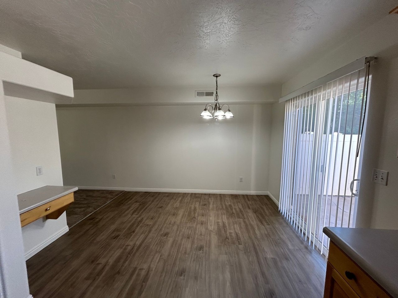 1735 W 540 N #1604 - Photo 5 of 27