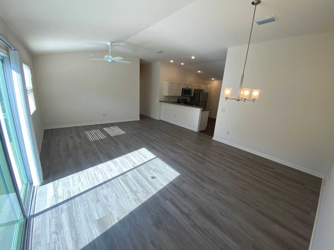 3102 Sabal Palm Ave - Photo 3 of 27