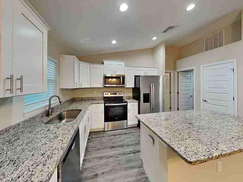 904 W Rum Pl - Photo 4 of 22