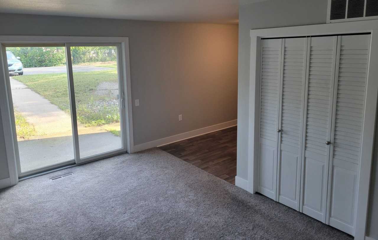 1319 Columbus - Photo 3 of 14