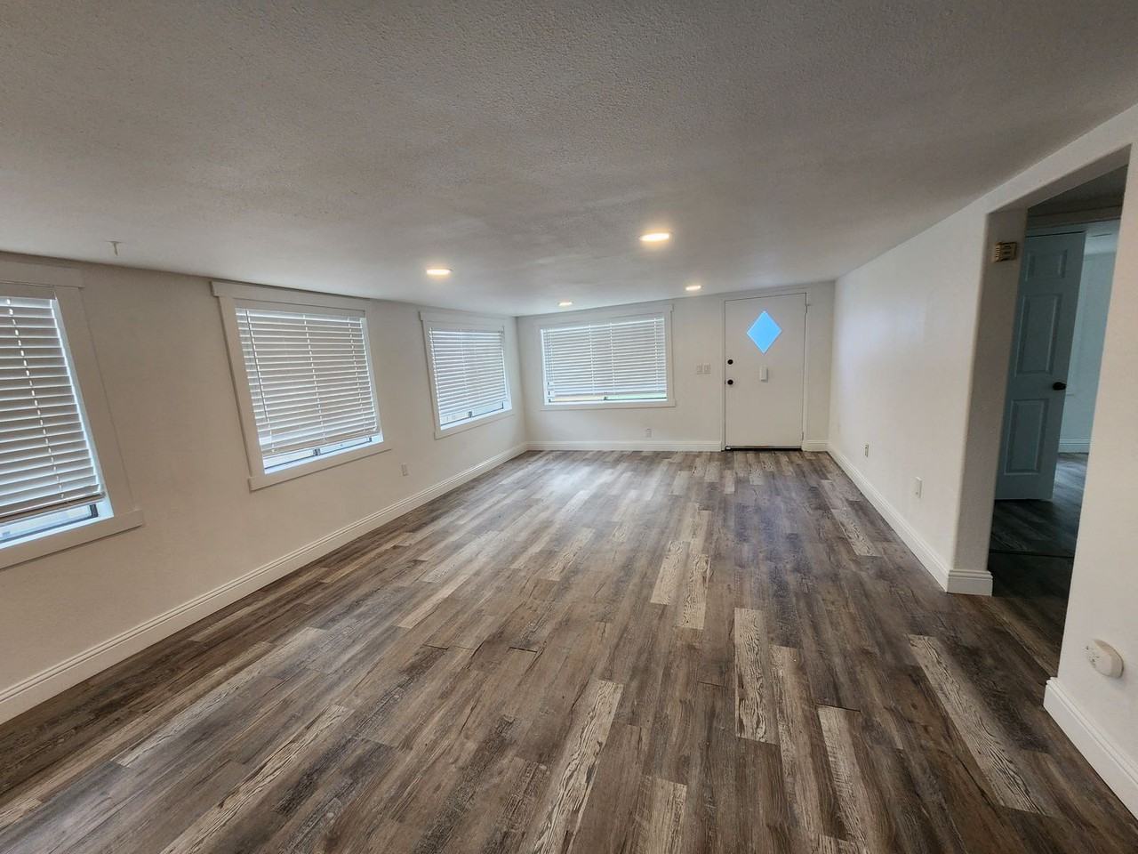 1004 Rockaway Ave - Photo 3 of 15