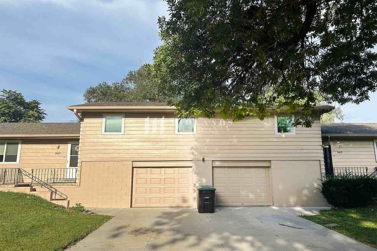 2612 S 61st Ave - Photo 2 of 14