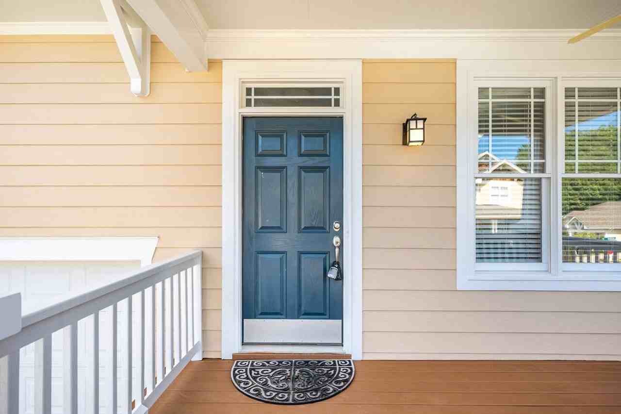 102 Lanewood Way - Photo 2 of 41