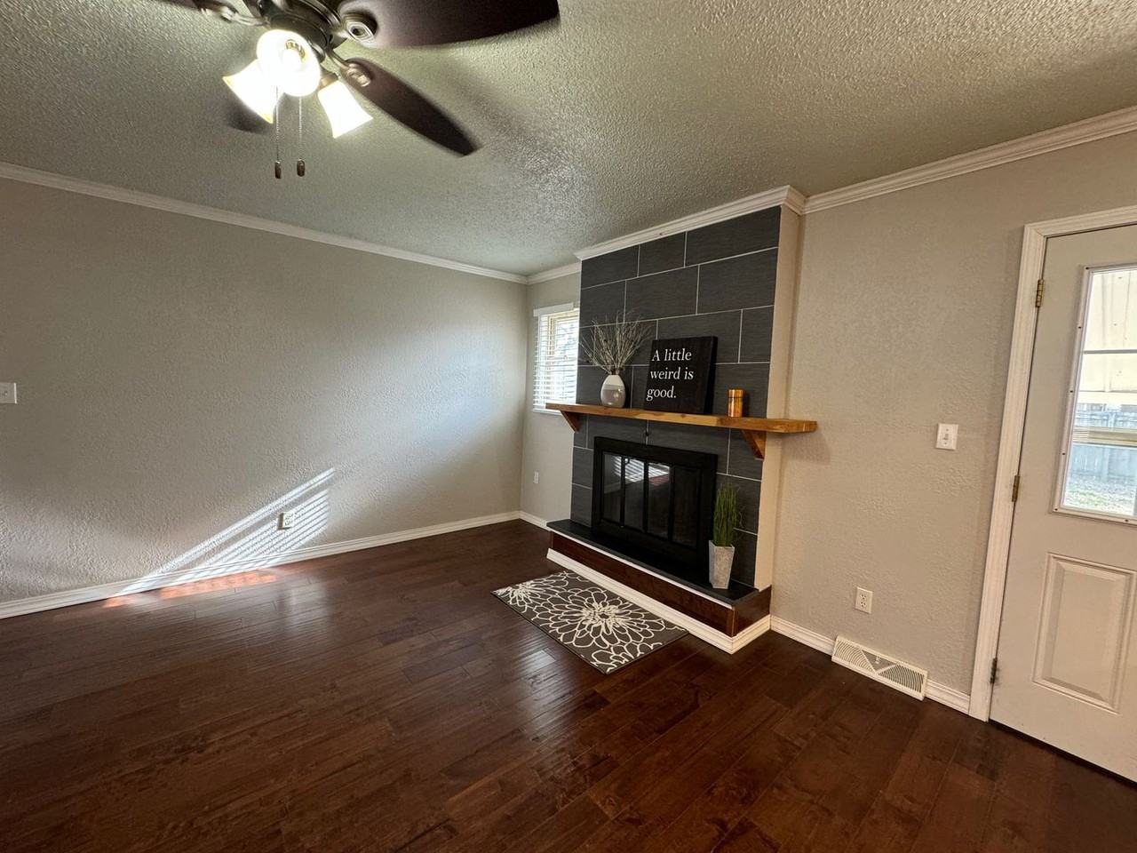 1110 E Rosebrier St - Photo 5 of 23