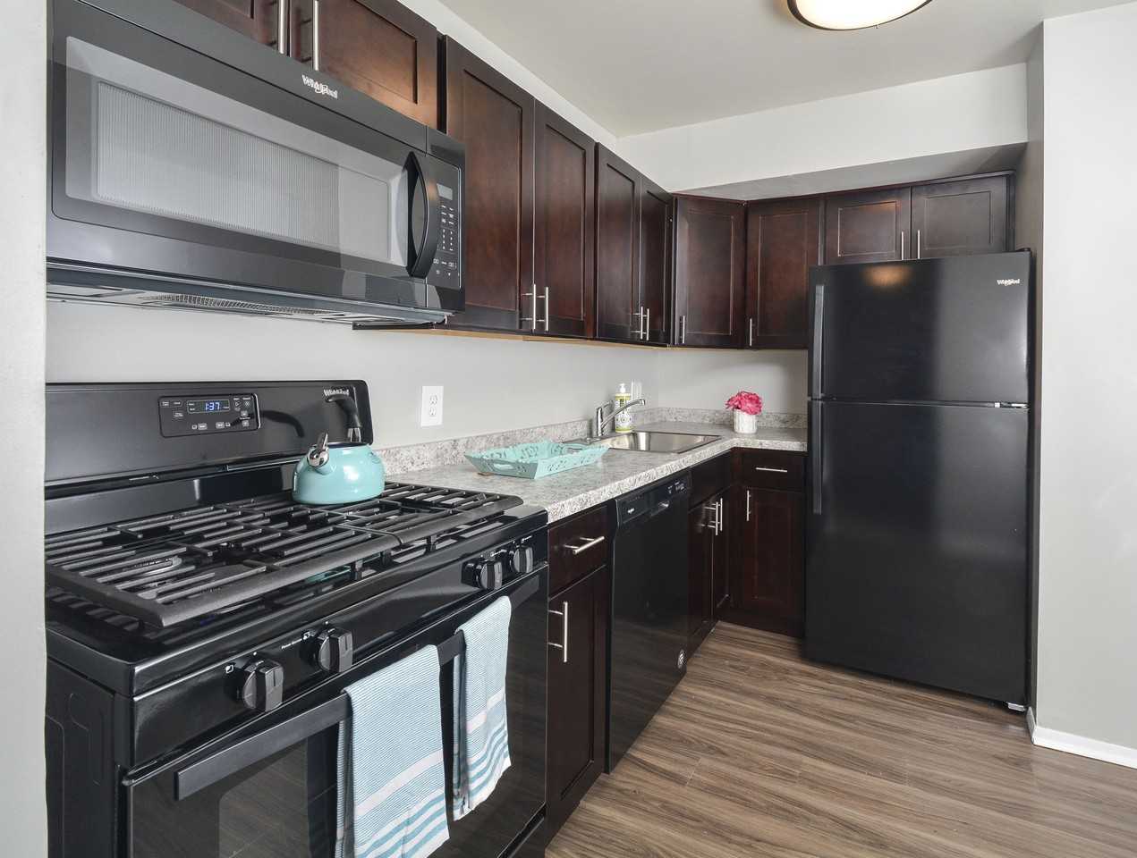 Lockwood - Photo 6 of 8